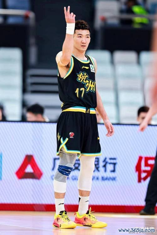 尊龙凯时下载 转战海外？澳洲NBL与日本联赛球队接触孙铭徽